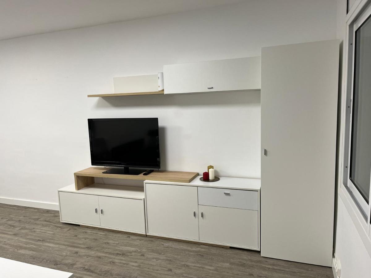 Apartamento En La Playa. Free Parking. Free Wifi L' Escala Luaran gambar