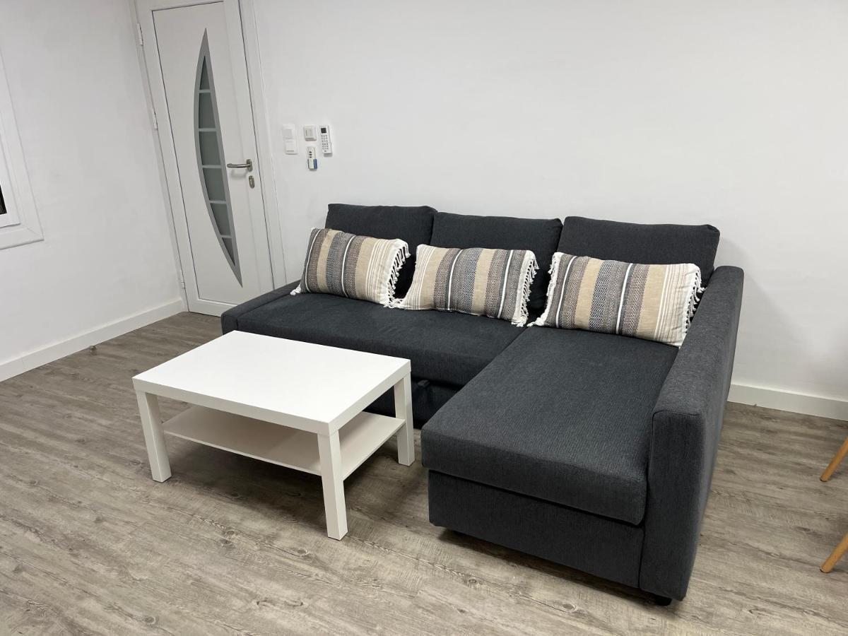 Apartamento En La Playa. Free Parking. Free Wifi L' Escala Luaran gambar